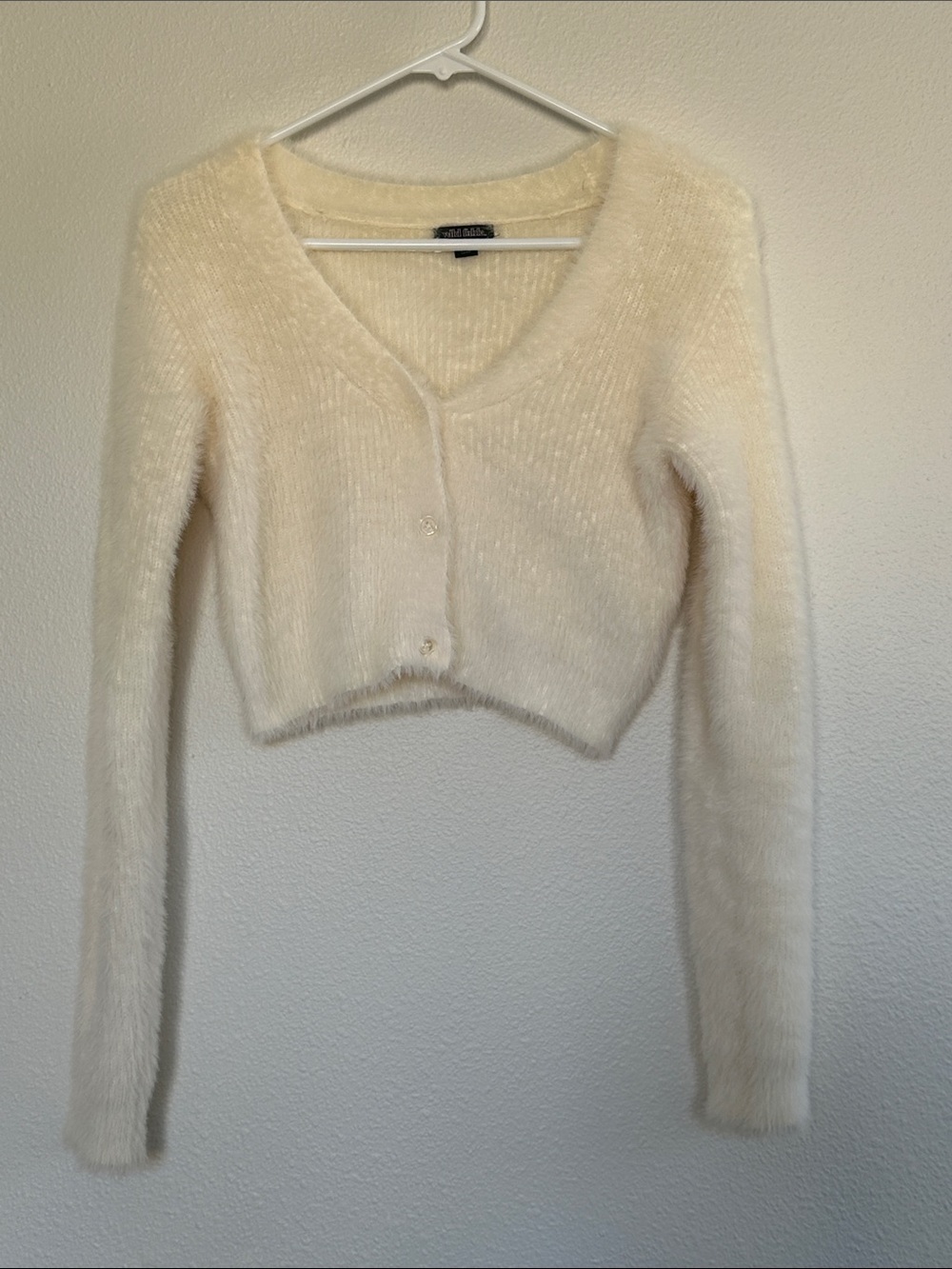 Wild Fable Cream Fuzzy V-Neck Cropped Cardigan Sweater